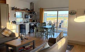 Beautiful Seaside Cottage Wicklow Town